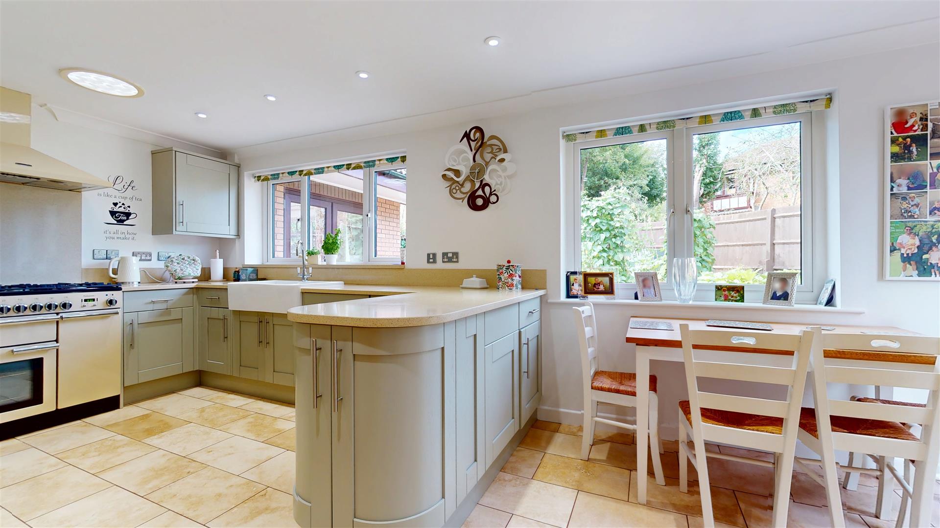 Gatcombe, Great Holm, Milton Keynes